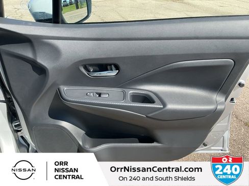 New 2025 Nissan Versa SV w/ Trunk Package FWD image 10
