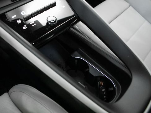 New 2026 Porsche Macan 4S Electric AWD/4WD image 29