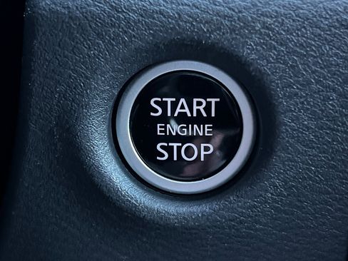 Used 2025 Nissan Frontier PRO-4X w/ Pro Premium Package image 22