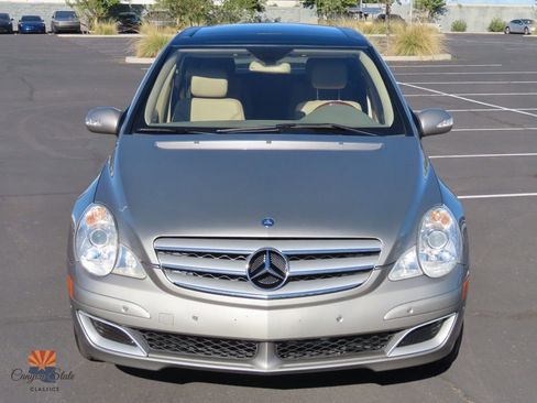 Used 2006 Mercedes-Benz R 500 4MATIC image 30