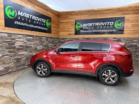 Used 2020 Kia Sportage LX AWD/4WD image 3