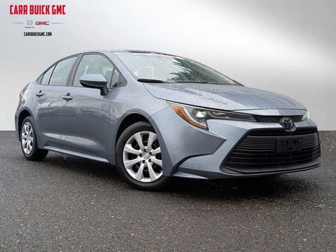 Used 2023 Toyota Corolla LE image 1