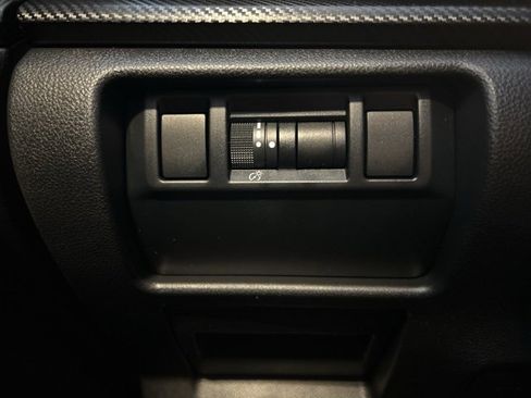 Used 2024 Subaru Crosstrek 2.0i image 16