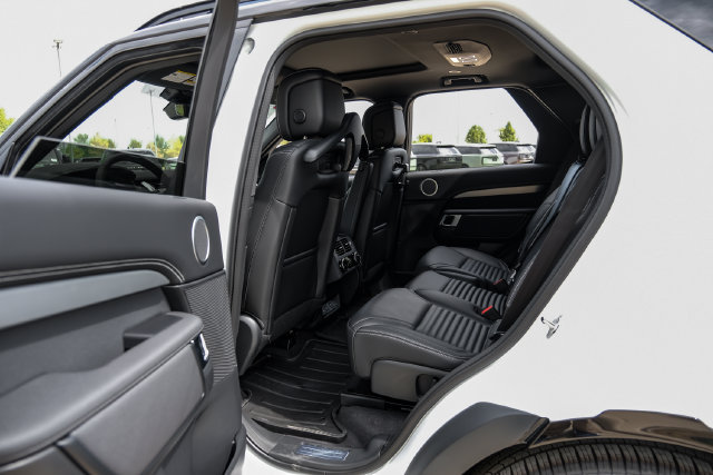 New 2026 Land Rover Discovery Limited Edition AWD/4WD image 50