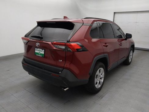 Used 2020 Toyota RAV4 LE FWD image 9