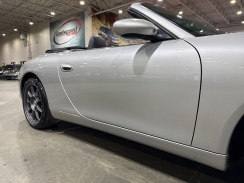 Used 2004 Porsche 911 Carrera 4 image 25