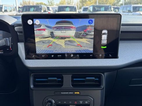 New 2025 Ford Maverick XLT w/ XLT Luxury Package image 4