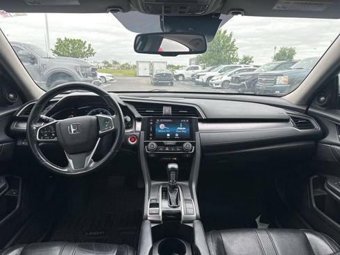 Used 2016 Honda Civic Touring image 20