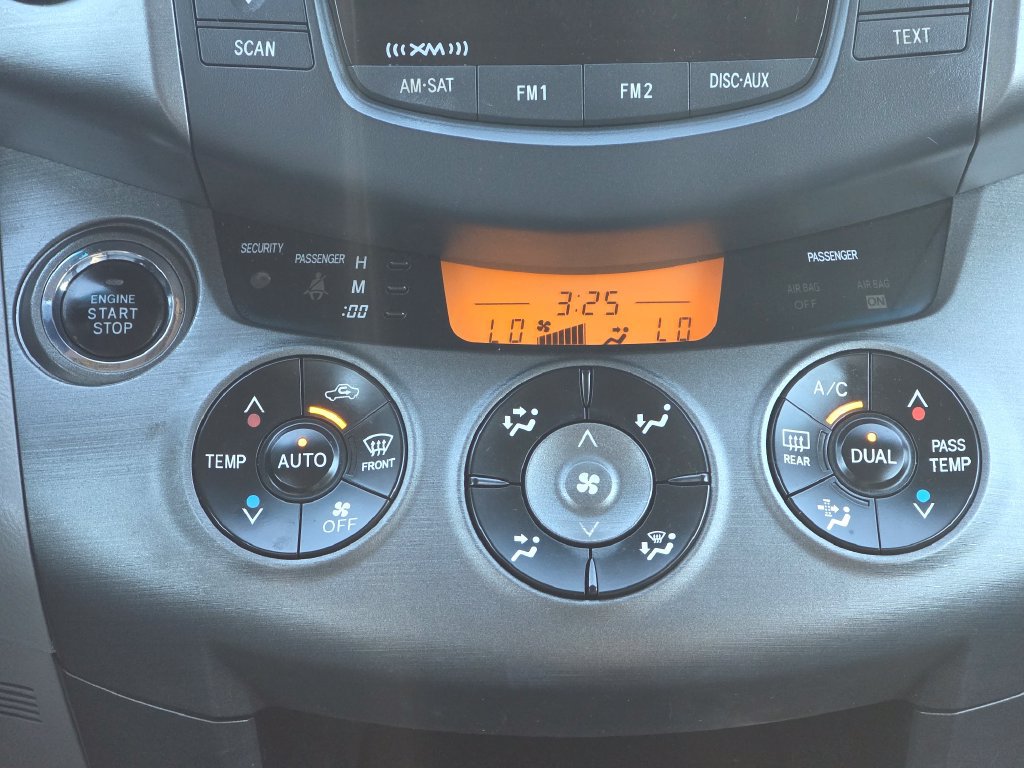 Used 2011 Toyota RAV4 Limited w/ Limited Extra Value Pkg AWD/4WD image 14