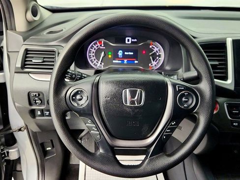 Used 2019 Honda Ridgeline Sport image 13