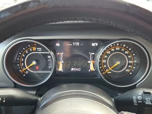 Used 2018 Jeep Wrangler Unlimited Sport S AWD/4WD image 21