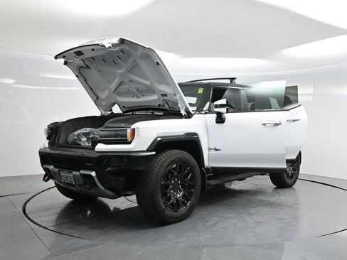 Used 2024 GMC Hummer EV 2X w/ LPO, Roof Cross Rail Package AWD/4WD image 52