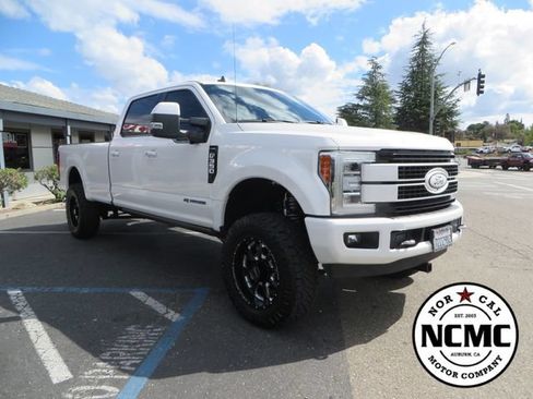 Used 2019 Ford F350 Platinum w/ Platinum Ultimate Package AWD/4WD image 7