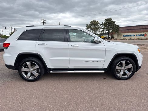 Used 2015 Jeep Grand Cherokee Limited w/ Luxury Group II AWD/4WD image 7
