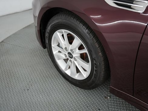 Used 2017 Kia Optima LX w/ Driver Convenience Package FWD image 51