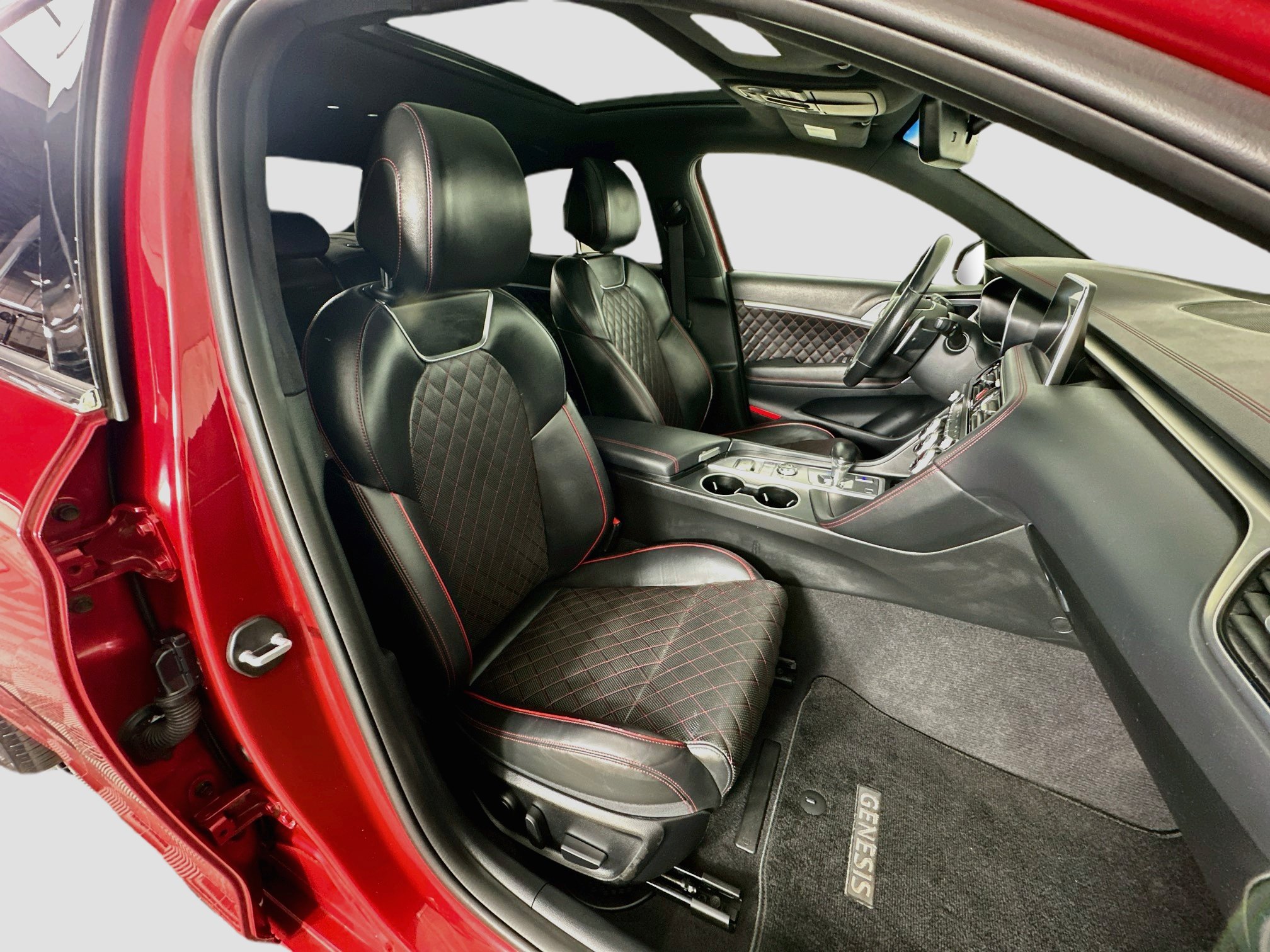 Used 2019 Genesis G70 3.3T Dynamic RWD image 33