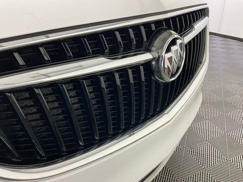 Used 2020 Buick Enclave Essence w/ Sound and Sites Package FWD image 9