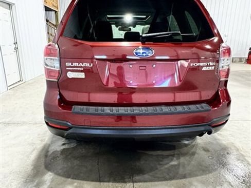 Used 2016 Subaru Forester 2.5i Premium image 5