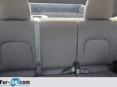 Used 2013 Nissan Frontier SV AWD/4WD image 27