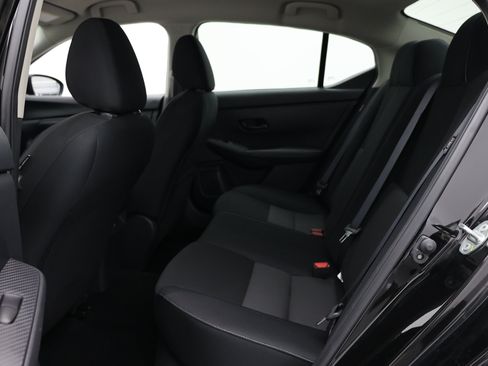 Used 2025 Nissan Sentra SV FWD image 34