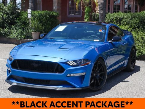 Used 2021 Ford Mustang GT Premium w/ Equipment Group 401A RWD image 4