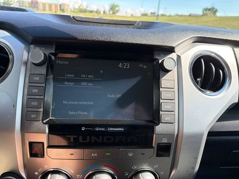 Used 2020 Toyota Tundra SR5 w/ SR5 Upgrade Package AWD/4WD image 16