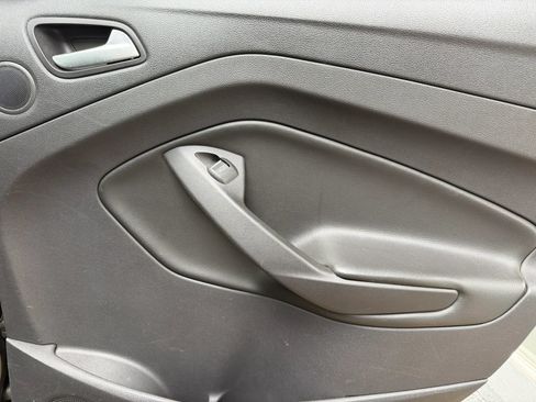 Used 2014 Ford Escape SE w/ Equipment Group 201A FWD image 13