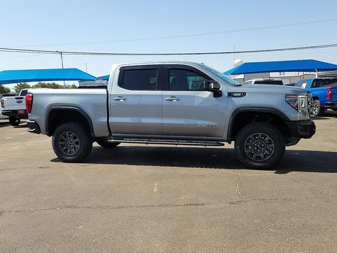 Used 2024 GMC Sierra 1500 AT4X AWD/4WD image 5