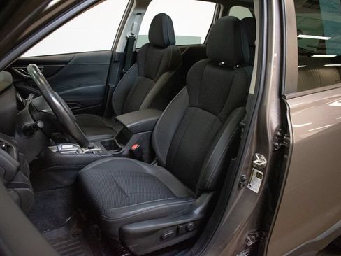 Used 2023 Subaru Forester Premium AWD/4WD image 20