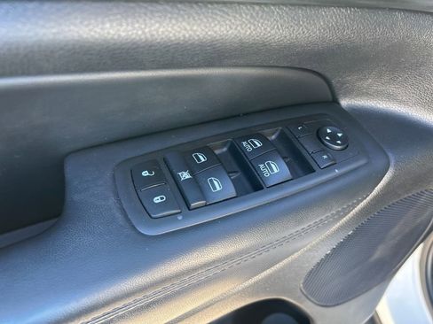 Certified 2021 Jeep Grand Cherokee Laredo X image 34