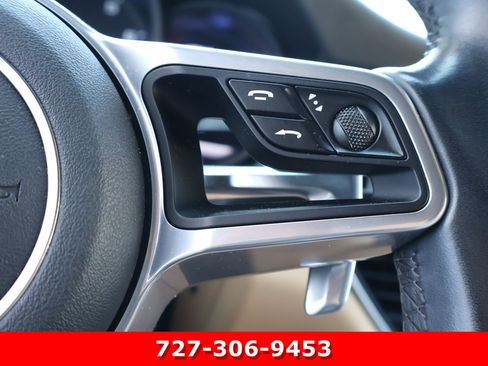 Used 2018 Porsche Macan AWD/4WD image 24