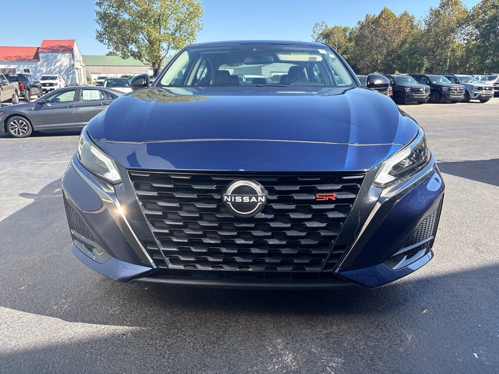Used 2024 Nissan Altima 2.5 SR FWD image 5