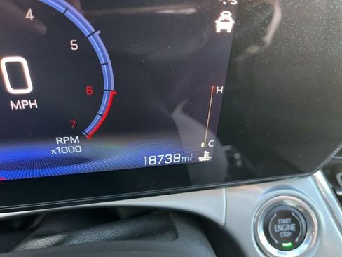 Used 2025 Chevrolet Trax LT w/ LT Convenience Package image 34