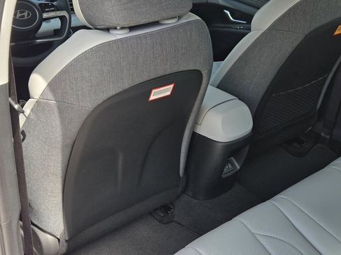 New 2026 Hyundai Elantra Limited FWD image 22