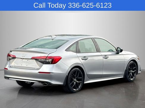Used 2023 Honda Civic Sport image 7