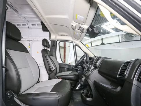 Used 2026 RAM ProMaster 2500 w/ Convenience Group FWD image 15