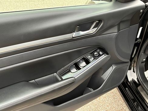 Used 2025 Nissan Altima 2.5 SL image 13