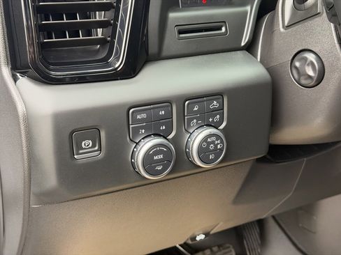 Used 2024 GMC Sierra 1500 AT4 w/ AT4 Premium Package image 24