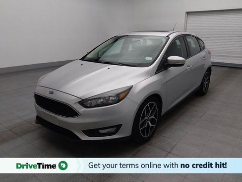 Used 2018 Ford Focus SEL FWD image 1