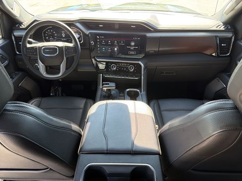 Used 2023 GMC Sierra 1500 Denali w/ Denali Reserve Package image 27