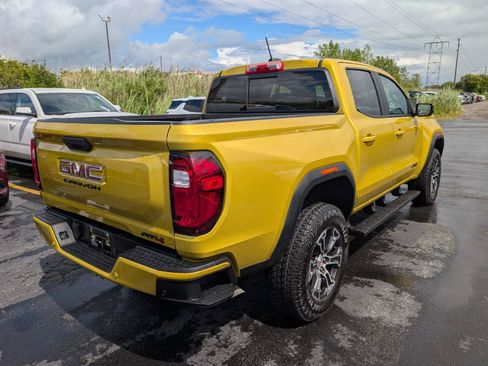 Used 2023 GMC Canyon AT4 w/ AT4 Premium Package AWD/4WD image 8