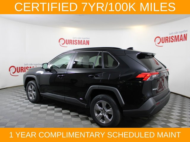 Used 2025 Toyota RAV4 XLE AWD/4WD image 4