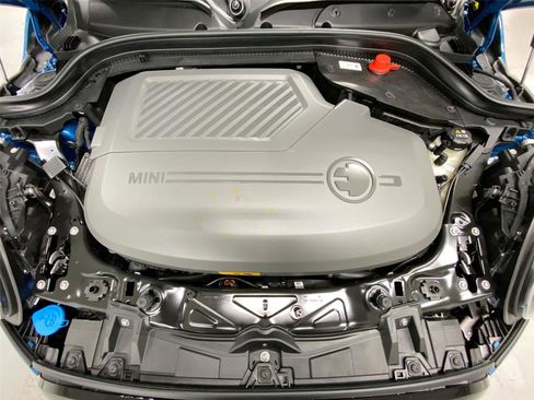 Certified 2023 MINI Cooper SE image 22