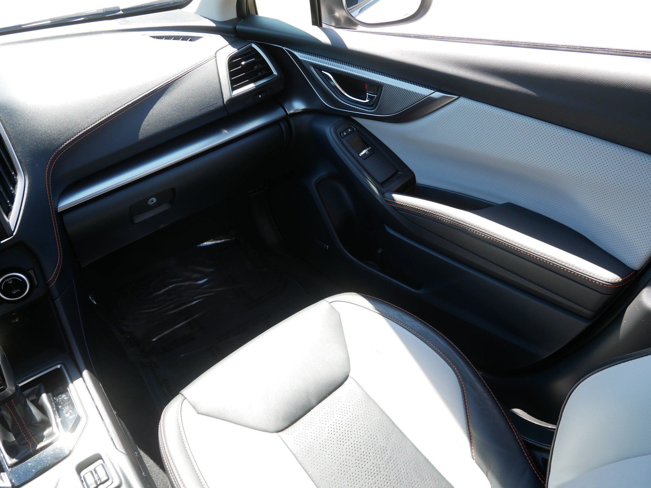 Used 2023 Subaru Crosstrek 2.5i Limited AWD/4WD image 11