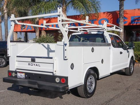 Used 2022 Ford F350 XL w/ Power Equipment Group image 9