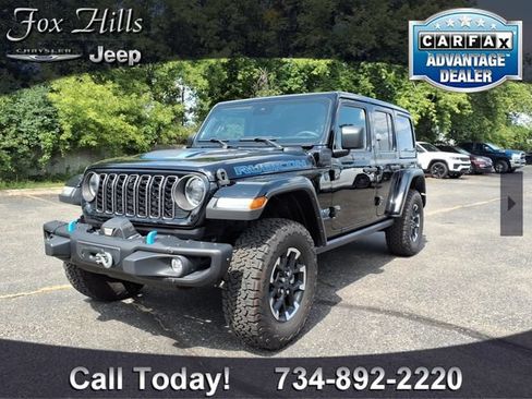 Used 2024 Jeep Wrangler Unlimited Rubicon 4xe AWD/4WD image 3