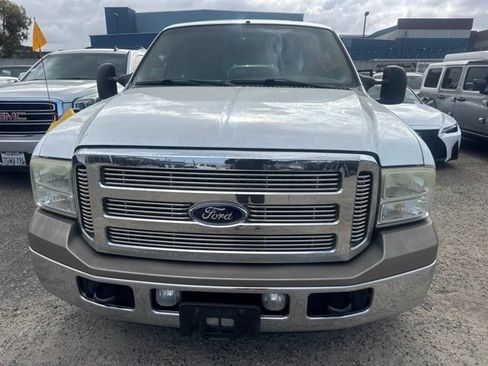 Used 2005 Ford Excursion Eddie Bauer RWD image 2