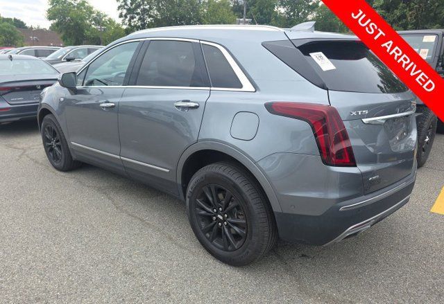 Used 2021 Cadillac XT5 Premium Luxury AWD/4WD image 3