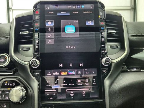 New 2026 RAM 1500 Laramie AWD/4WD image 24
