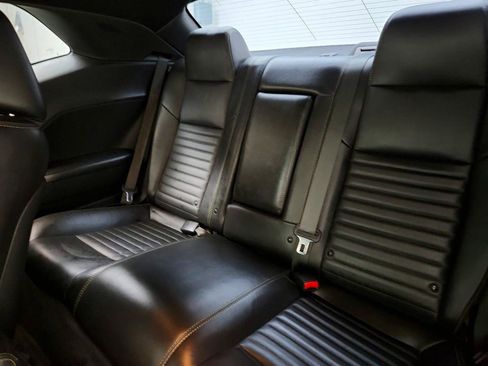 Used 2011 Dodge Challenger R/T RWD image 21